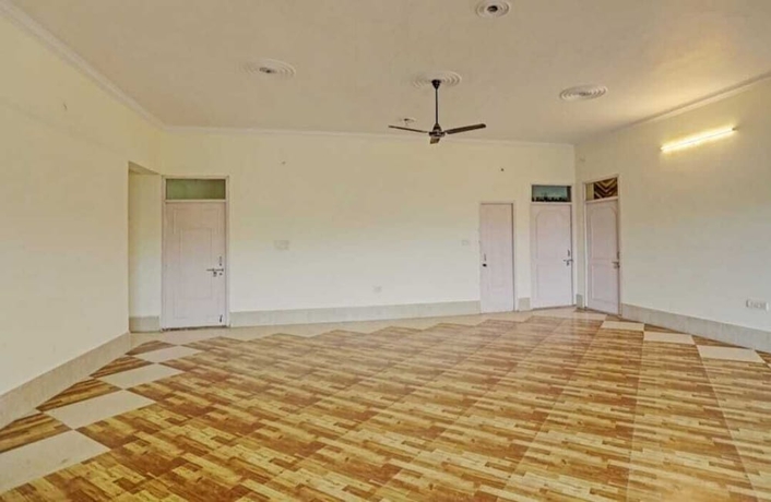 Imagen de los interiores del Hotel Jagdamby Residency. Foto 11