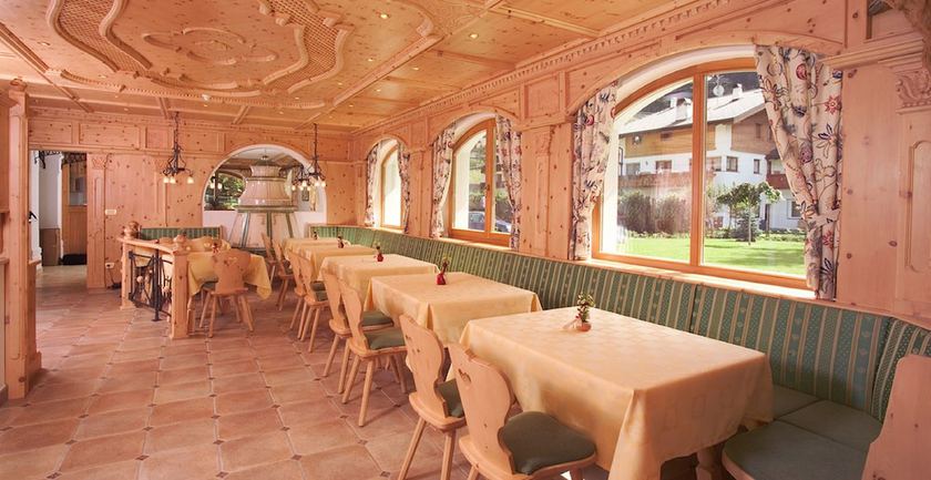 Imagen del bar/restaurante del Hotel Jagdhof, Pian. Foto 5