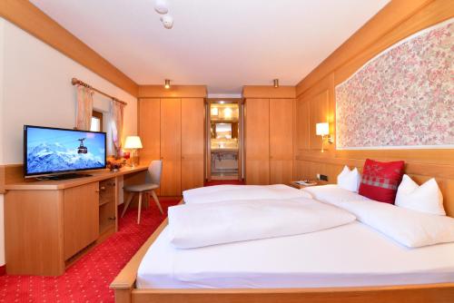 Imagen de la habitación del Hotel Jagdhof, Riezlern. Foto 17