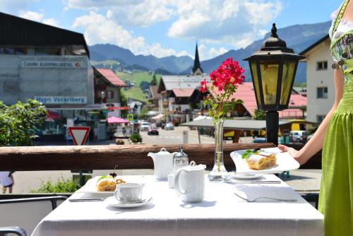 Imagen general del Hotel Jagdhof, Riezlern. Foto 10