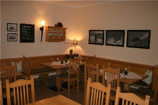 Imagen del bar/restaurante del Hotel Jagdhof Und Nebenhaus. Foto 4