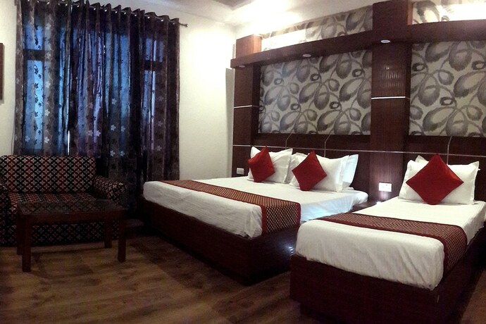 Imagen general del Hotel Jagdish Residency, Katra. Foto 11