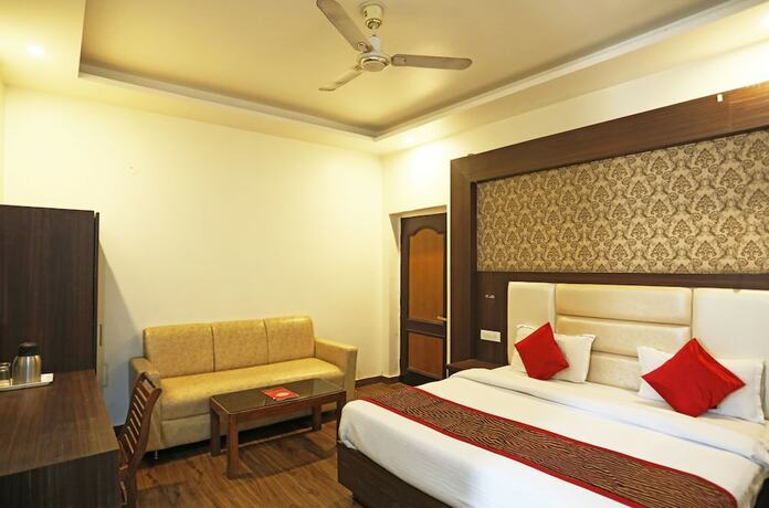 Imagen de la habitación del Hotel Jagdish Residency, Katra. Foto 19