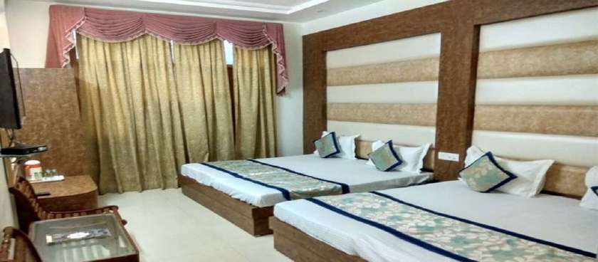 Imagen de la habitación del Hotel Jagdish Residency, Katra. Foto 2