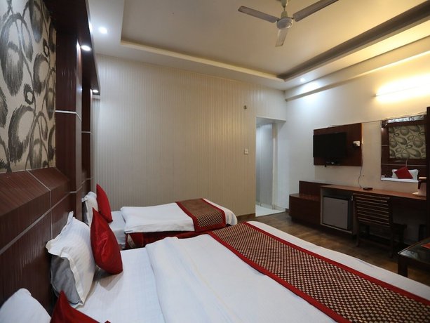 Imagen de la habitación del Hotel Jagdish Residency, Katra. Foto 6