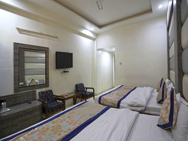 Imagen de la habitación del Hotel Jagdish Residency, Katra. Foto 11