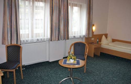 Imagen de la habitación del Hotel Jagermo. Foto 4
