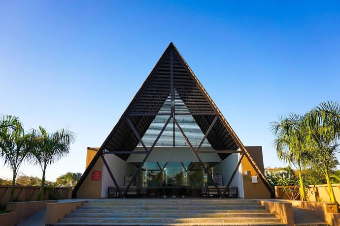 Imagen de los interiores del Hotel Jagira Ananta Elite Gir. Foto 16