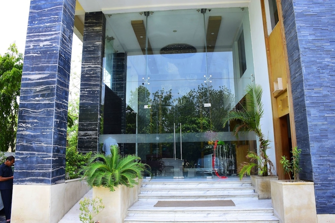 Imagen general del Hotel Jagrati Ananta Express. Foto 1