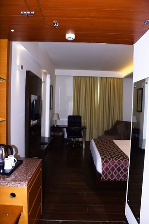 Imagen de la habitación del Hotel Jagrati Ananta Express. Foto 12