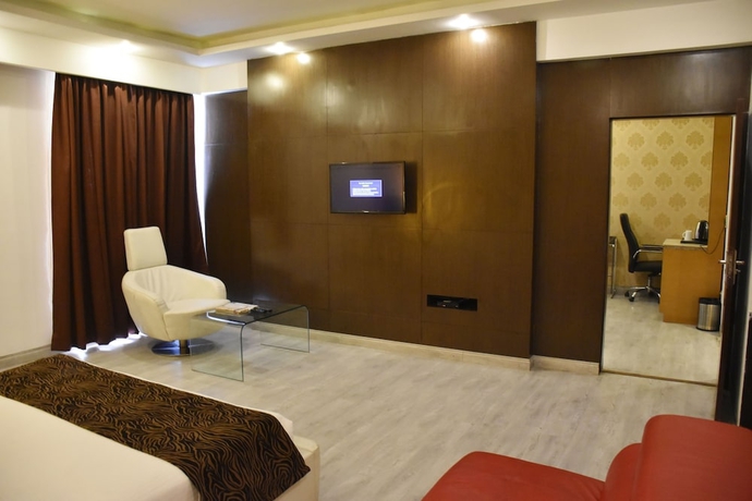 Imagen de la habitación del Hotel Jagrati Ananta Express. Foto 14