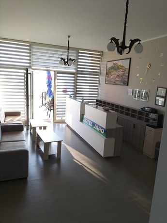 Imagen de los interiores del Hotel Jaho. Foto 20