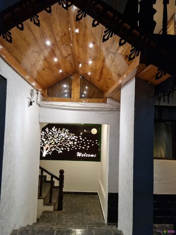 Imagen de la habitación del Hotel Jai Anjana Resort. Foto 11