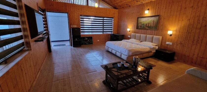 Imagen de la habitación del Hotel Jai Anjana Resort. Foto 15
