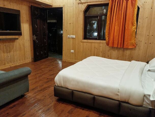 Imagen de la habitación del Hotel Jai Anjana Resort. Foto 18