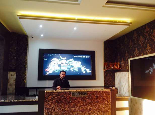 Imagen de los interiores del Hotel Jai Deva Residency. Foto 6
