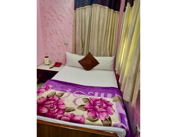 Imagen de la habitación del Hotel Jai Maa Palace. Foto 17