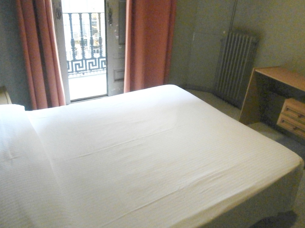 Imagen de la habitación del Hotel Jaime I, Las Ramblas. Foto 4