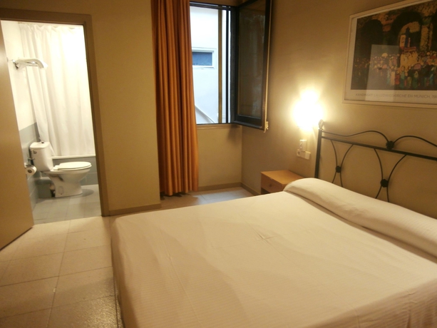 Imagen de la habitación del Hotel Jaime I, Las Ramblas. Foto 5