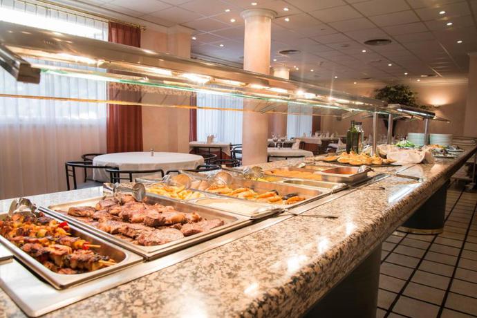 Imagen del bar/restaurante del Hotel Jaime I, Peñíscola. Foto 4