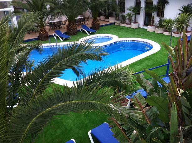 Imagen de la piscina del Hotel Jaime I, Peñíscola. Foto 18