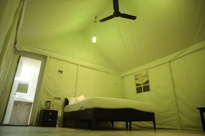 Imagen de la habitación del Hotel Jain Empire Resort and Camp. Foto 7