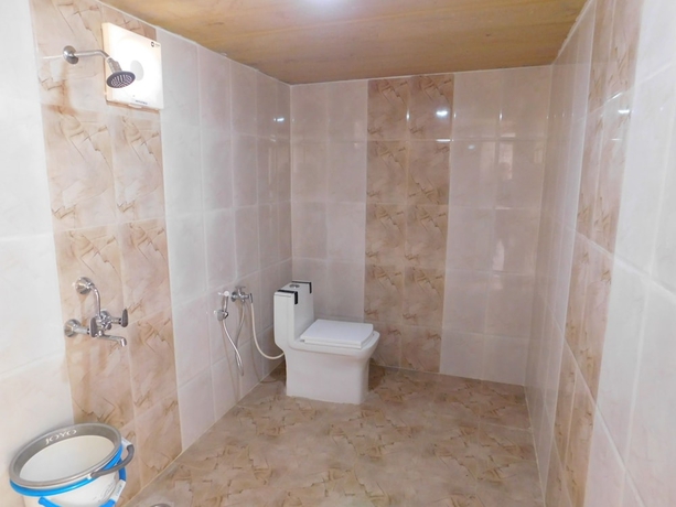 Imagen de la habitación del Hotel Jain Empire Resort and Camp. Foto 16