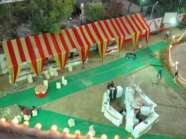 Imagen de los exteriores del Hotel Jaipur Ashok. Foto 13