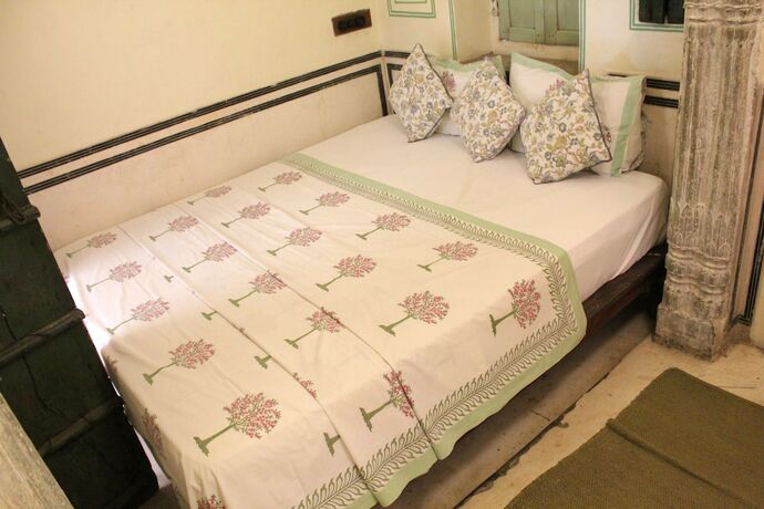 Imagen de la habitación del Hotel Jaipur Haveli. Foto 13