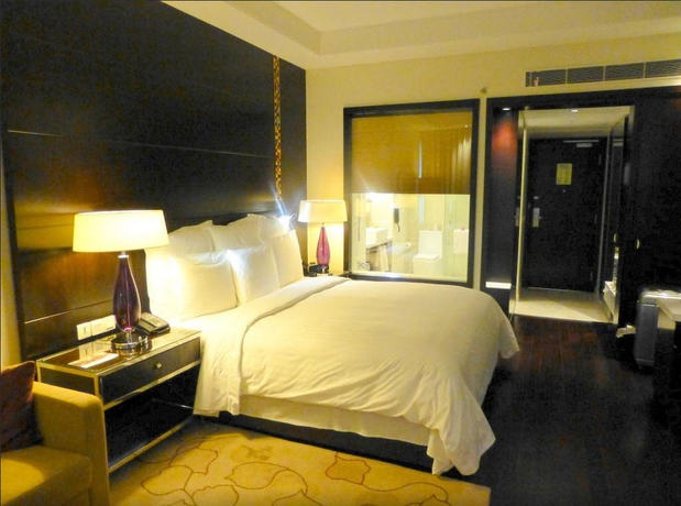 Imagen de la habitación del Hotel Jaipur Marriott. Foto 7