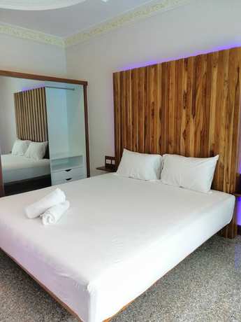 Imagen de la habitación del Hotel Jairak Hotel. Foto 4