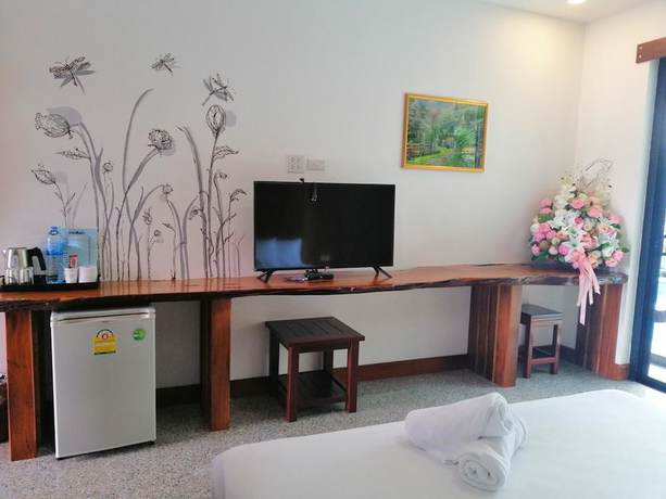 Imagen de la habitación del Hotel Jairak Hotel. Foto 15
