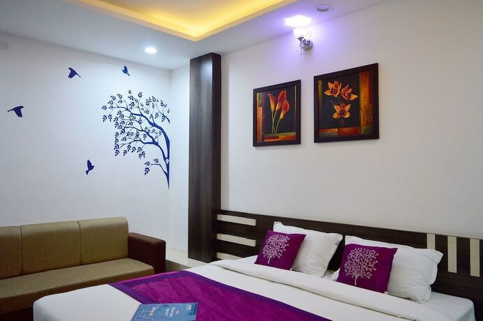 Imagen de la habitación del Hotel Jaishree Palace. Foto 12