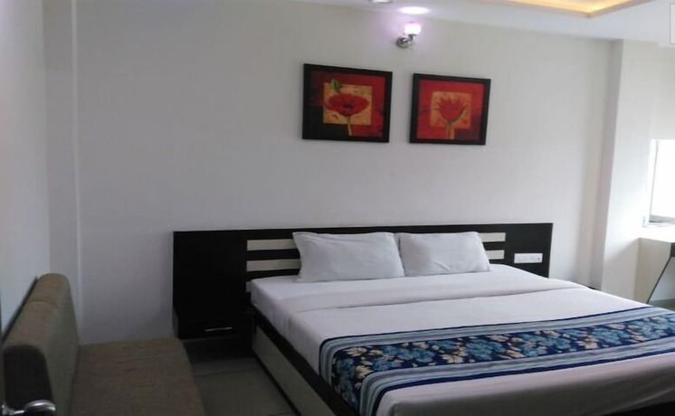 Imagen de la habitación del Hotel Jaishree Palace. Foto 19