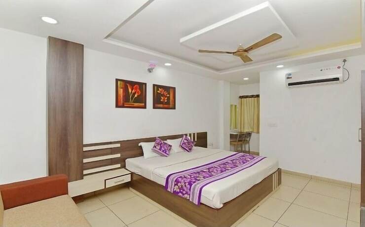 Imagen de la habitación del Hotel Jaishree Palace. Foto 27