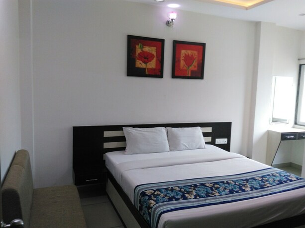 Imagen de la habitación del Hotel Jaishree Palace. Foto 31