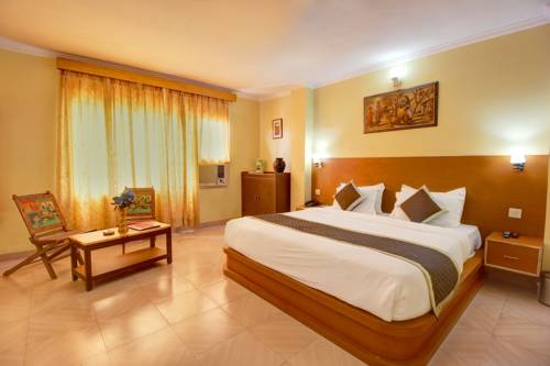 Imagen de la habitación del Hotel Jaisingh Palace. Foto 4