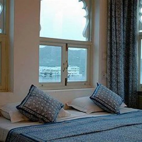 Imagen de la habitación del Hotel Jaiwana Haveli. Foto 26