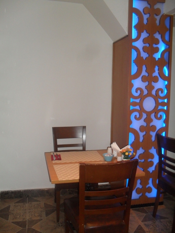 Imagen del bar/restaurante del Hotel Jakaranda Istanbul. Foto 6