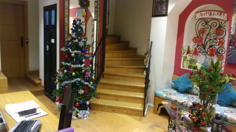 Imagen de los interiores del Hotel Jakaranda Istanbul. Foto 16
