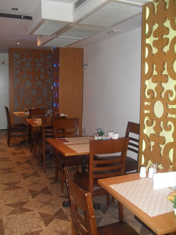 Imagen del bar/restaurante del Hotel Jakaranda Istanbul. Foto 7