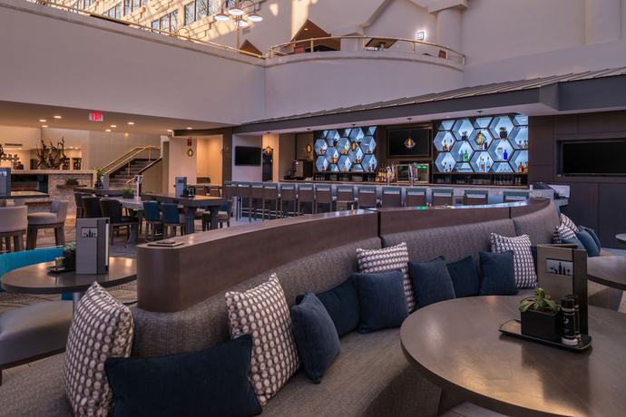 Imagen del bar/restaurante del Hotel Jake's 58 Casino - Adult Only. Foto 4