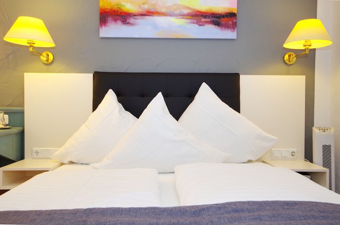 Imagen de la habitación del Hotel Jakob, Darmstadt. Foto 7