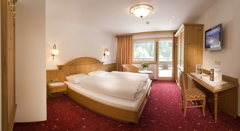 Imagen de la habitación del Hotel Jakober. Foto 4