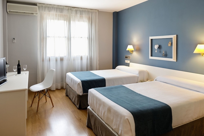 Imagen de la habitación del Hotel Jakue. Foto 2