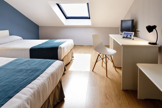 Imagen de la habitación del Hotel Jakue. Foto 17