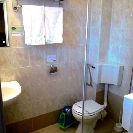 Imagen de la habitación del Hotel Jakuzzi. Foto 3