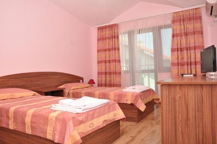 Imagen de la habitación del Hotel Jaky. Foto 3