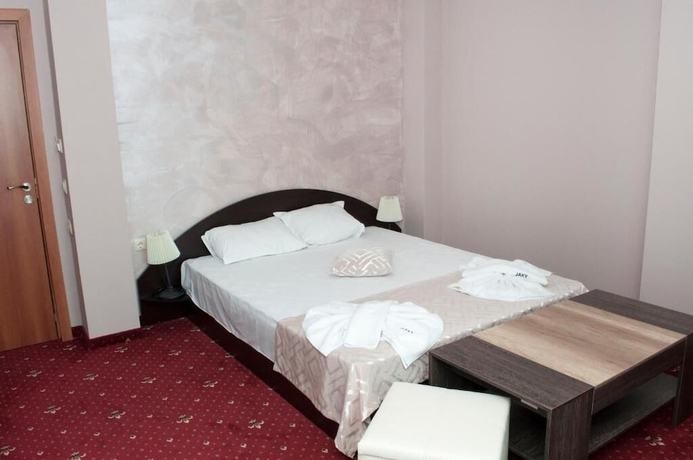 Imagen de la habitación del Hotel Jaky. Foto 5