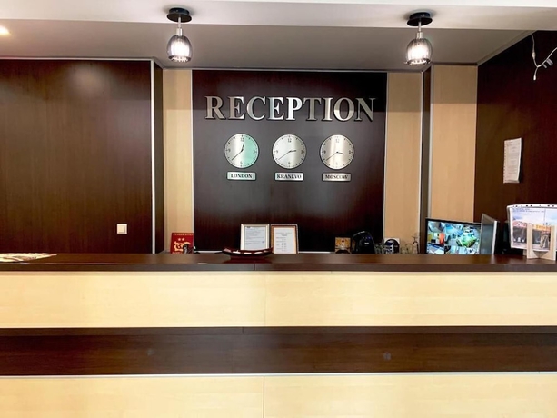 Imagen de los interiores del Hotel Jaky. Foto 14